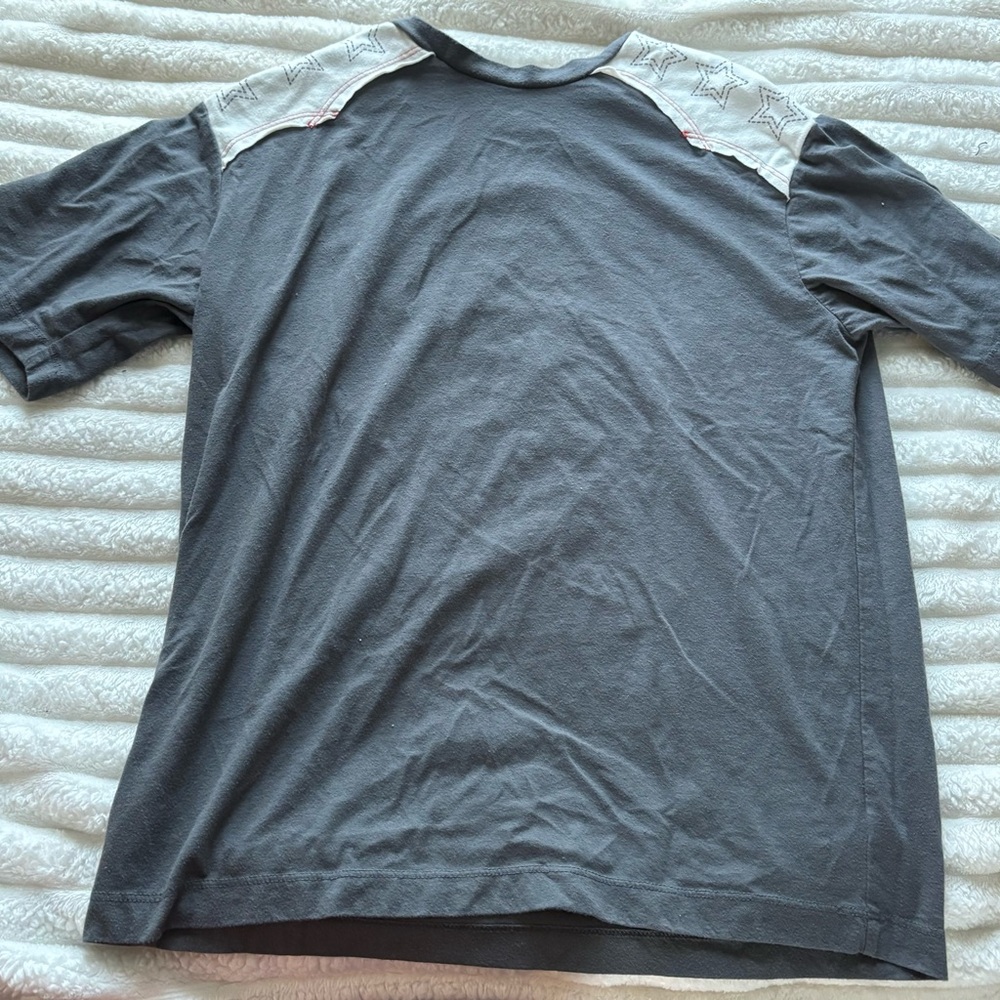 Women’s Short-Sleeve Crew Tee in Charcoal with Star-Accent Shoulders